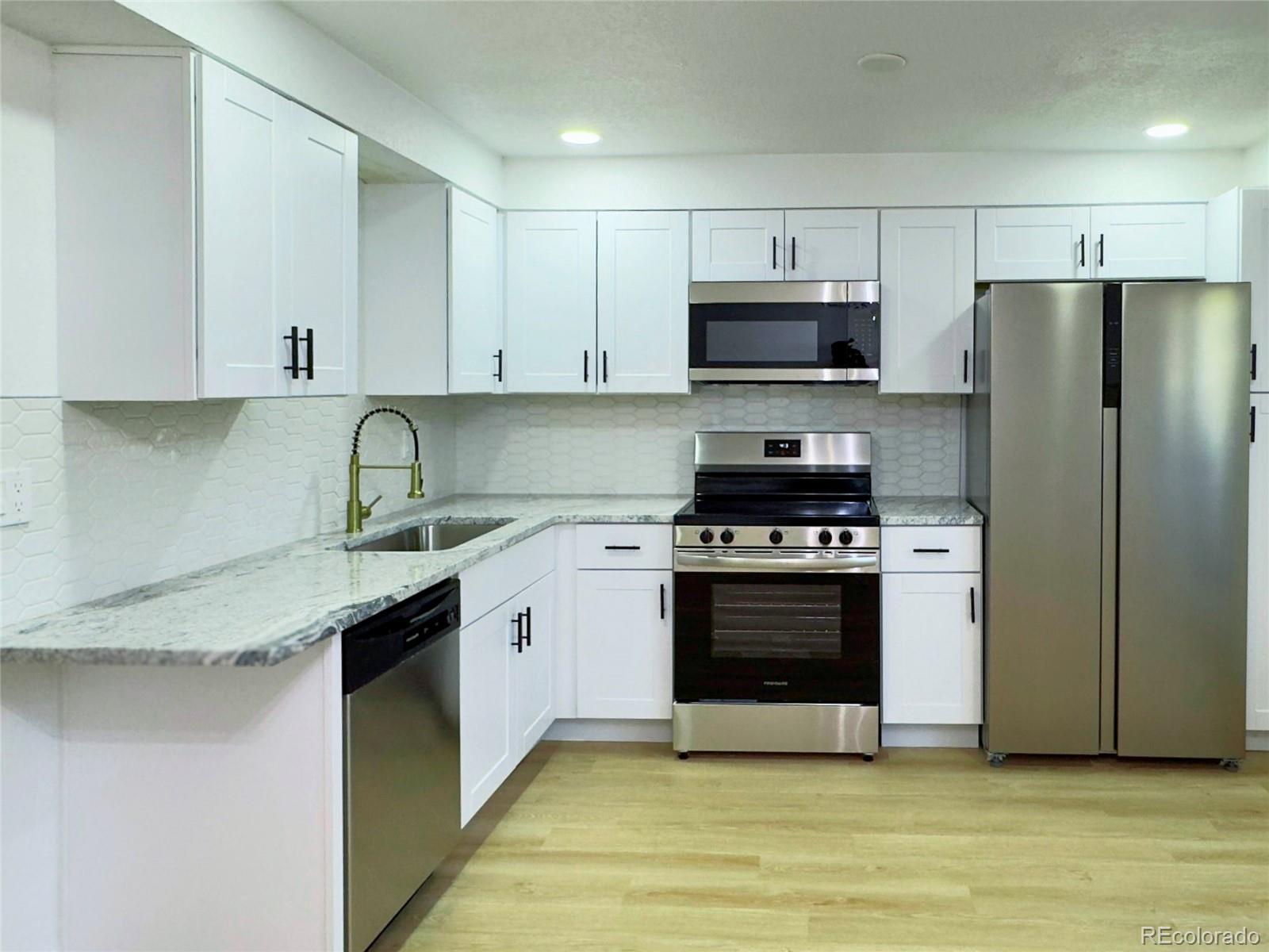 MLS Image #7 for 14023 e utah circle,aurora, Colorado
