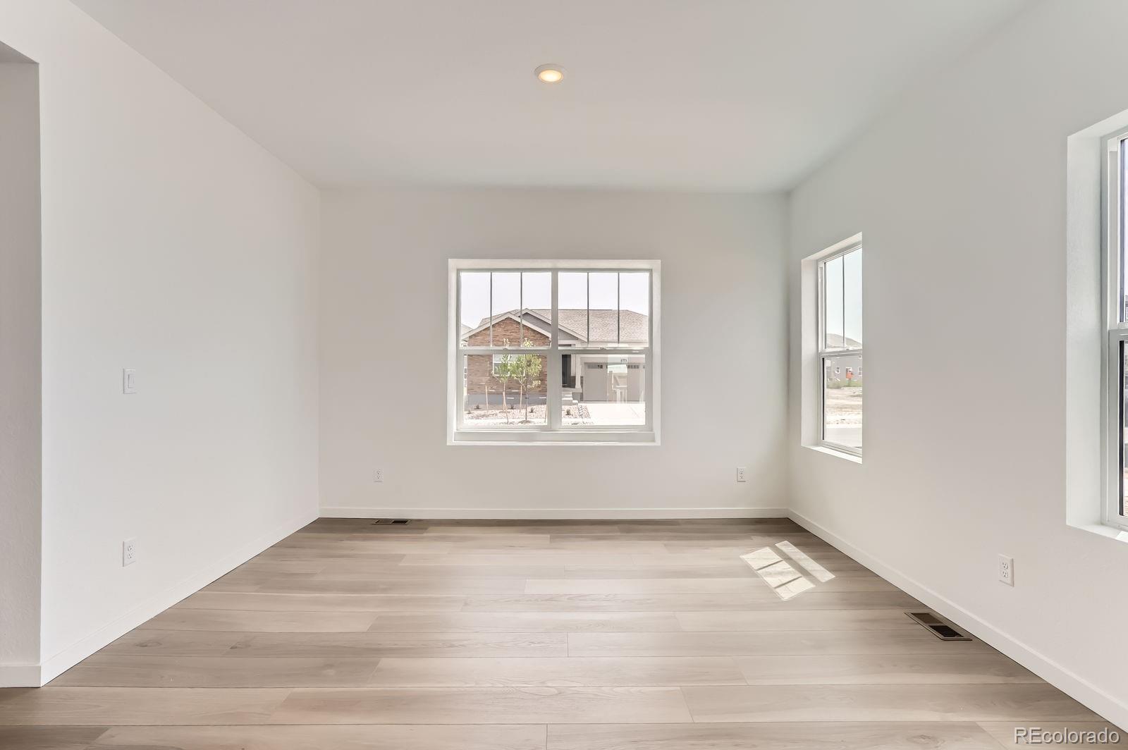 MLS Image #4 for 15261  fillmore street,thornton, Colorado