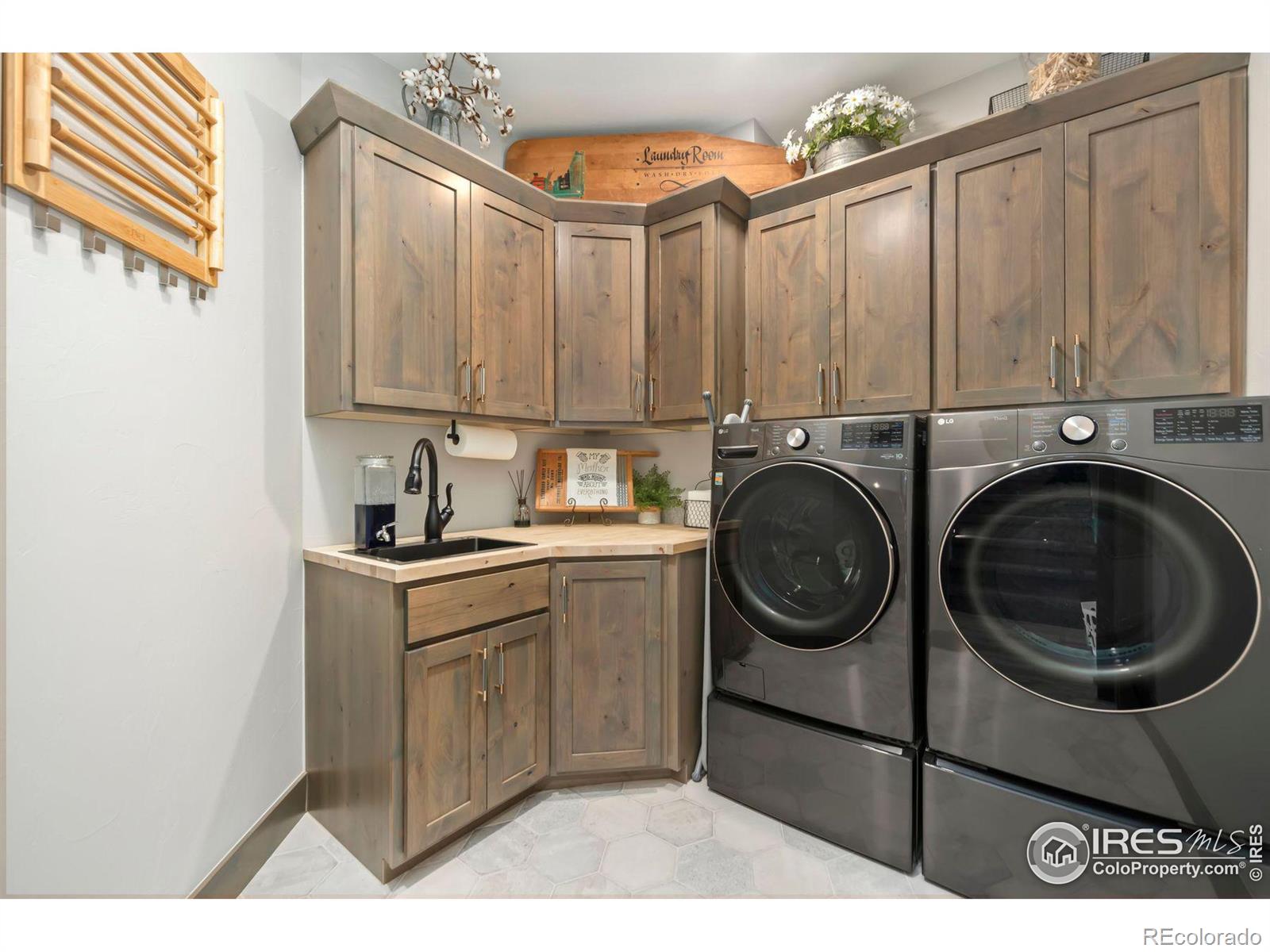 MLS Image #24 for 2648  bluewater road,berthoud, Colorado