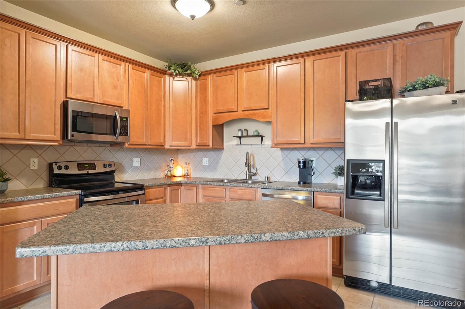 MLS Image #6 for 7292 s blackhawk street,englewood, Colorado