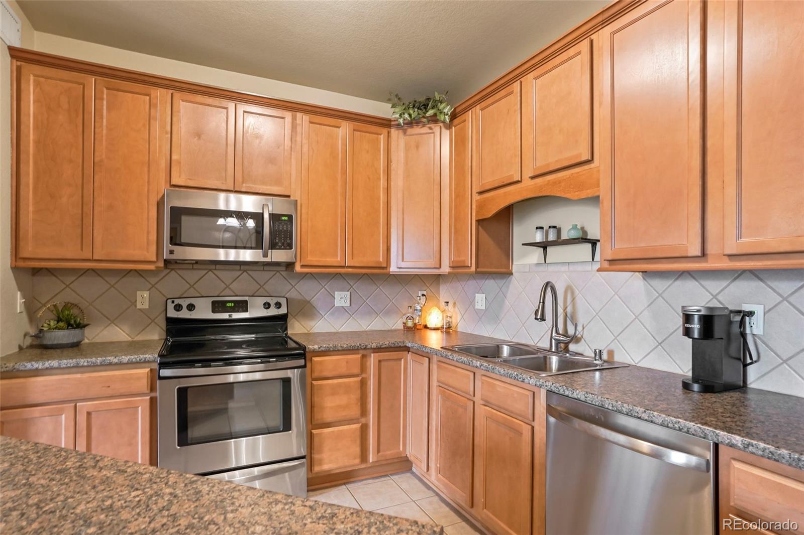 MLS Image #7 for 7292 s blackhawk street,englewood, Colorado