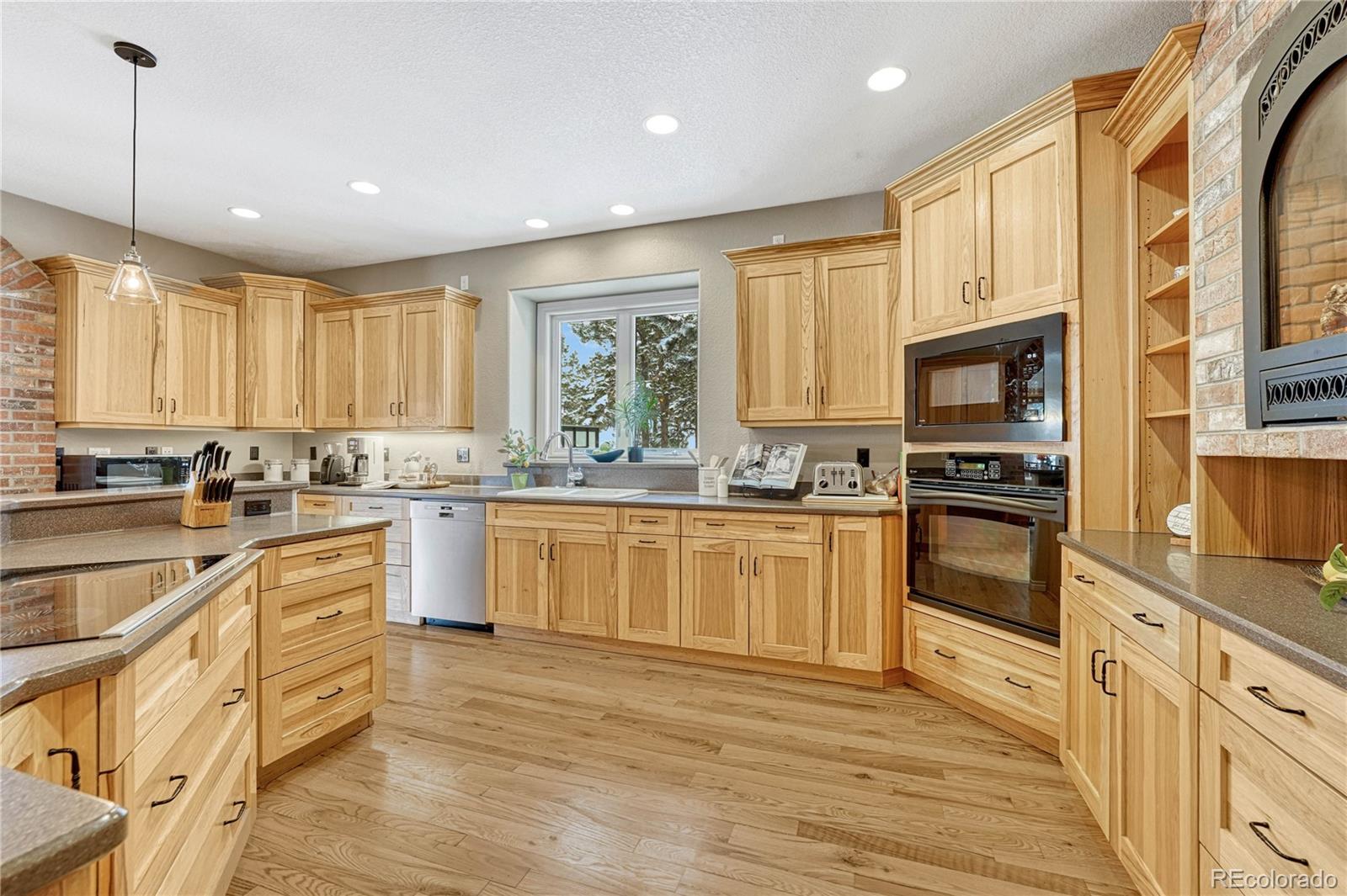 MLS Image #13 for 20434  kenneth lainer drive,monument, Colorado