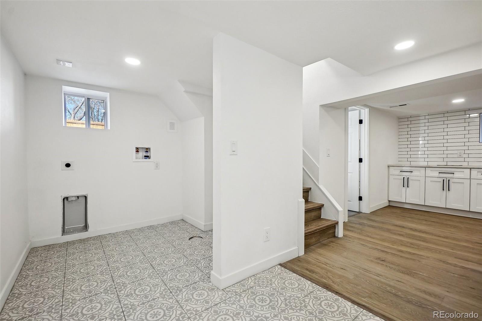 MLS Image #11 for 1209  harrison street,denver, Colorado