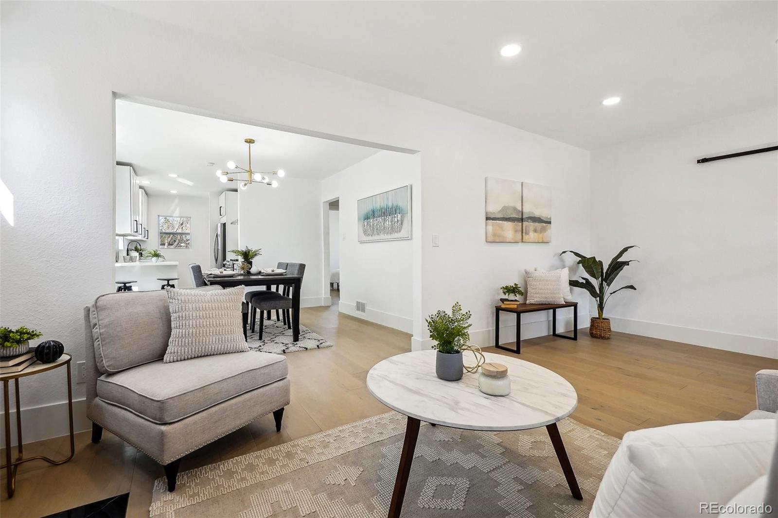 MLS Image #4 for 1209  harrison street,denver, Colorado