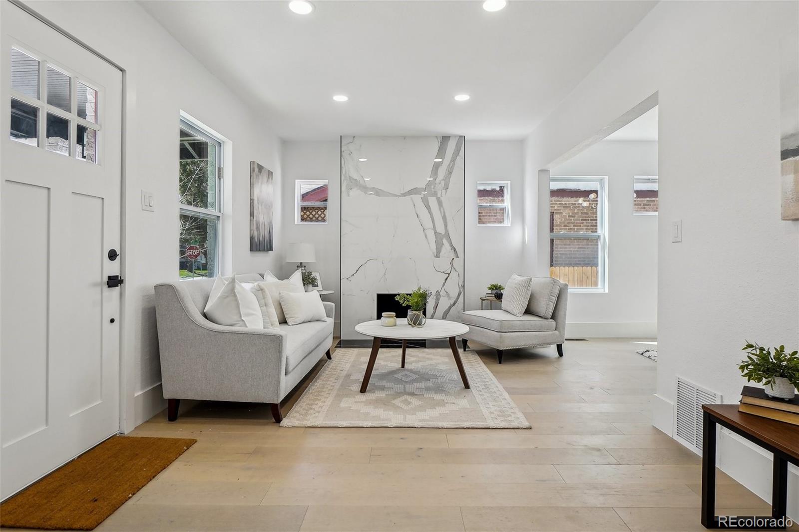 MLS Image #5 for 1209  harrison street,denver, Colorado