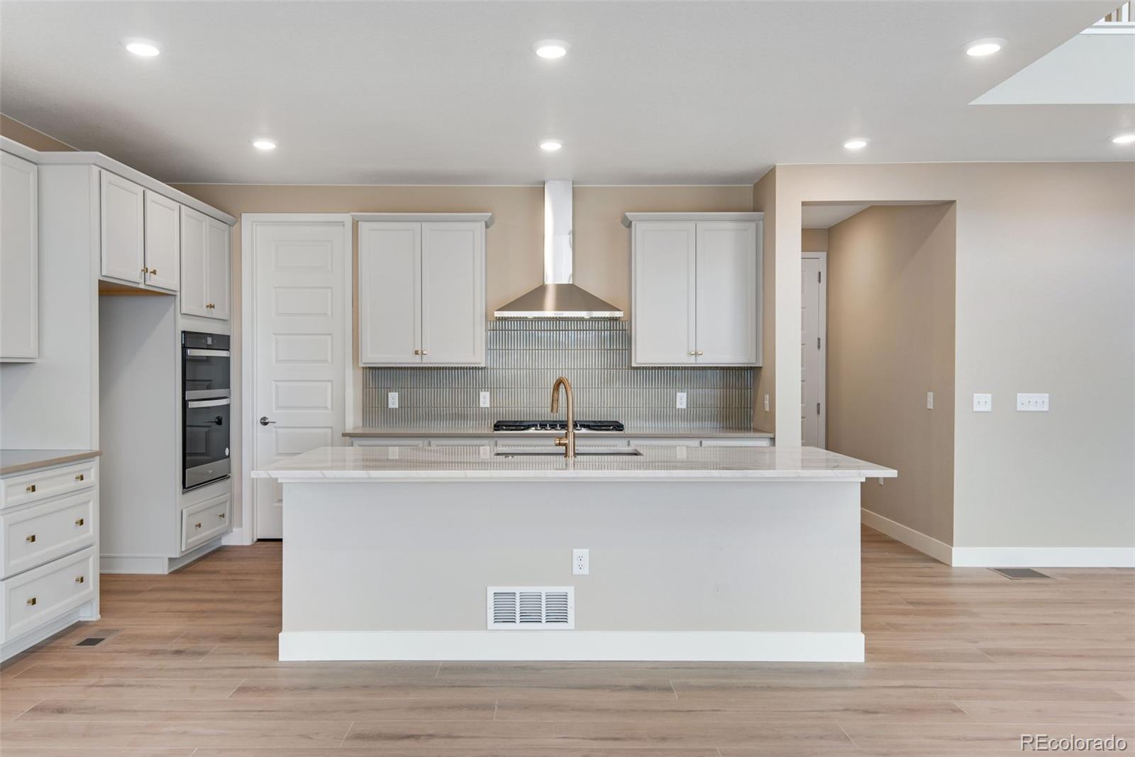 CMA Image for 23951 e 40th avenue,Aurora, Colorado
