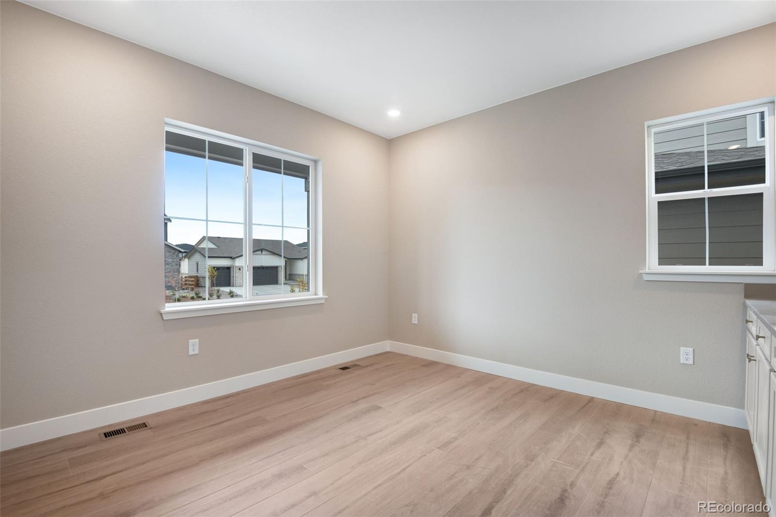 MLS Image #28 for 3432 n gold bug court,aurora, Colorado