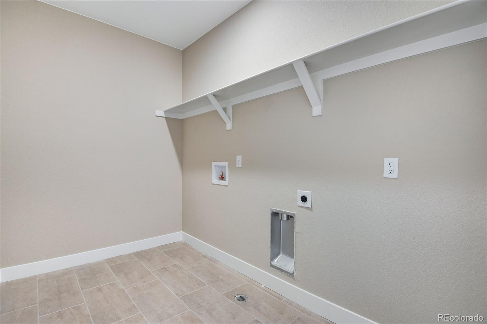 MLS Image #36 for 3432 n gold bug court,aurora, Colorado