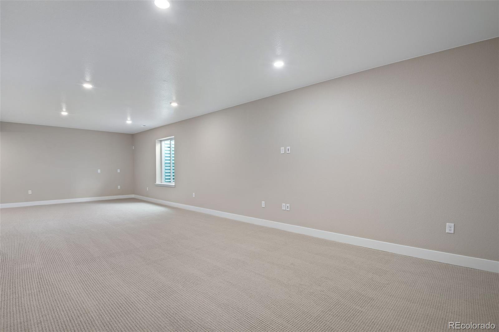MLS Image #39 for 3432 n gold bug court,aurora, Colorado