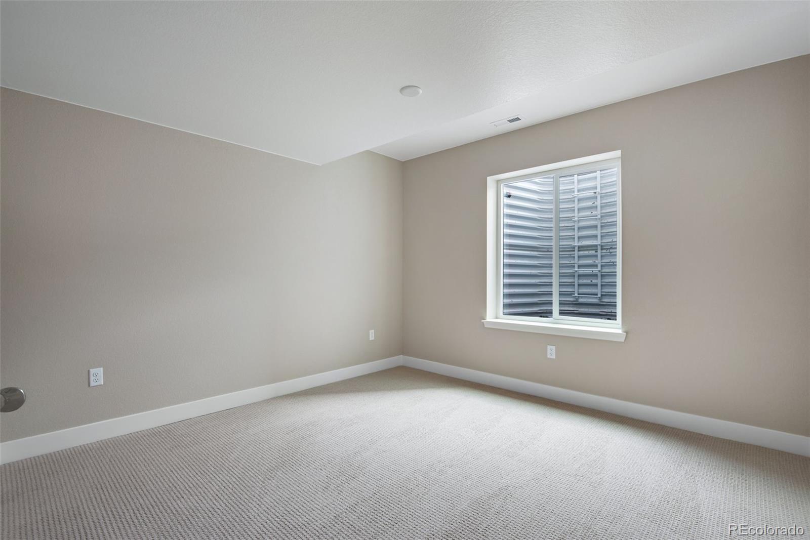 MLS Image #41 for 3432 n gold bug court,aurora, Colorado