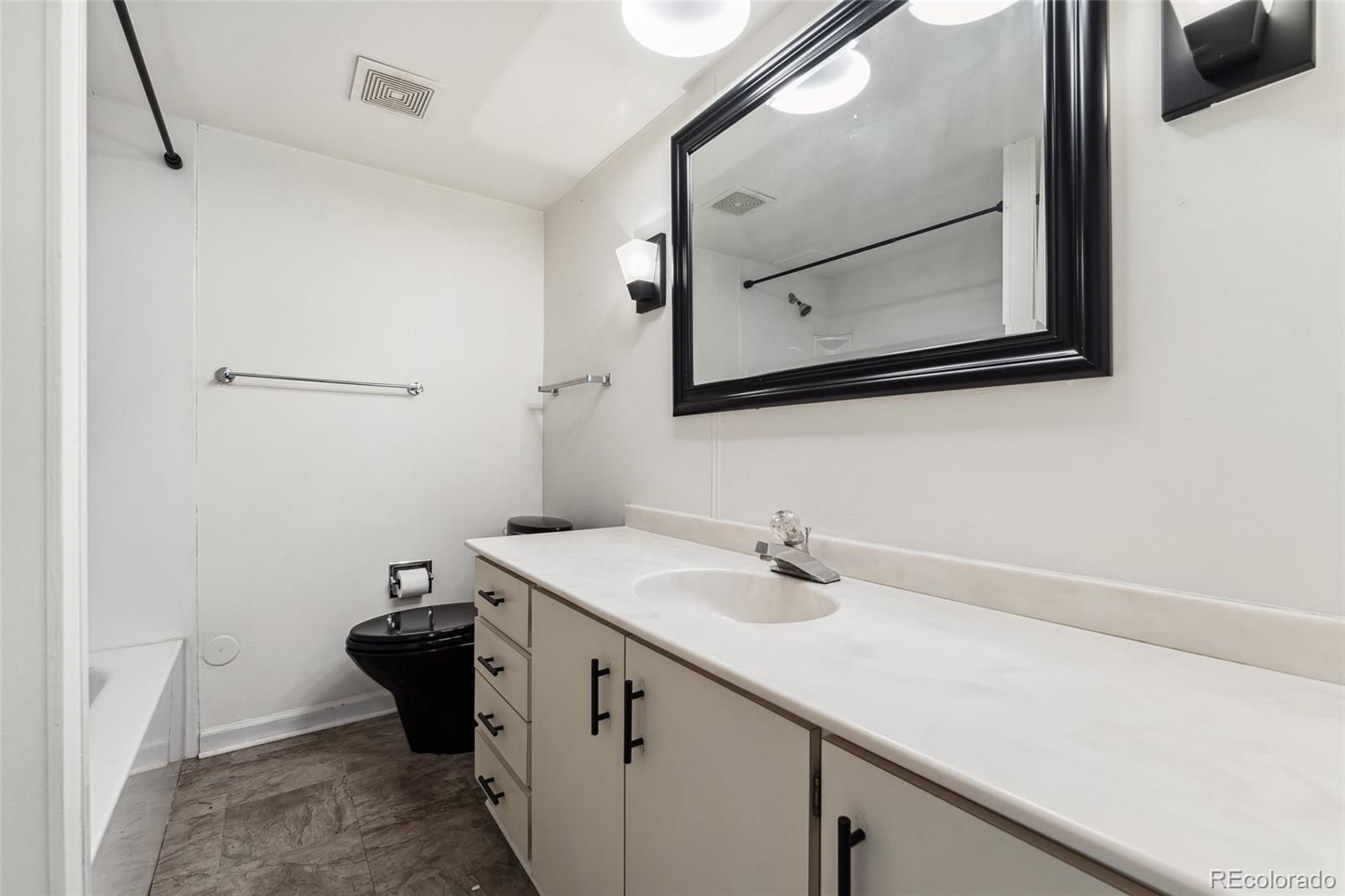 MLS Image #14 for 1250 n humboldt street,denver, Colorado