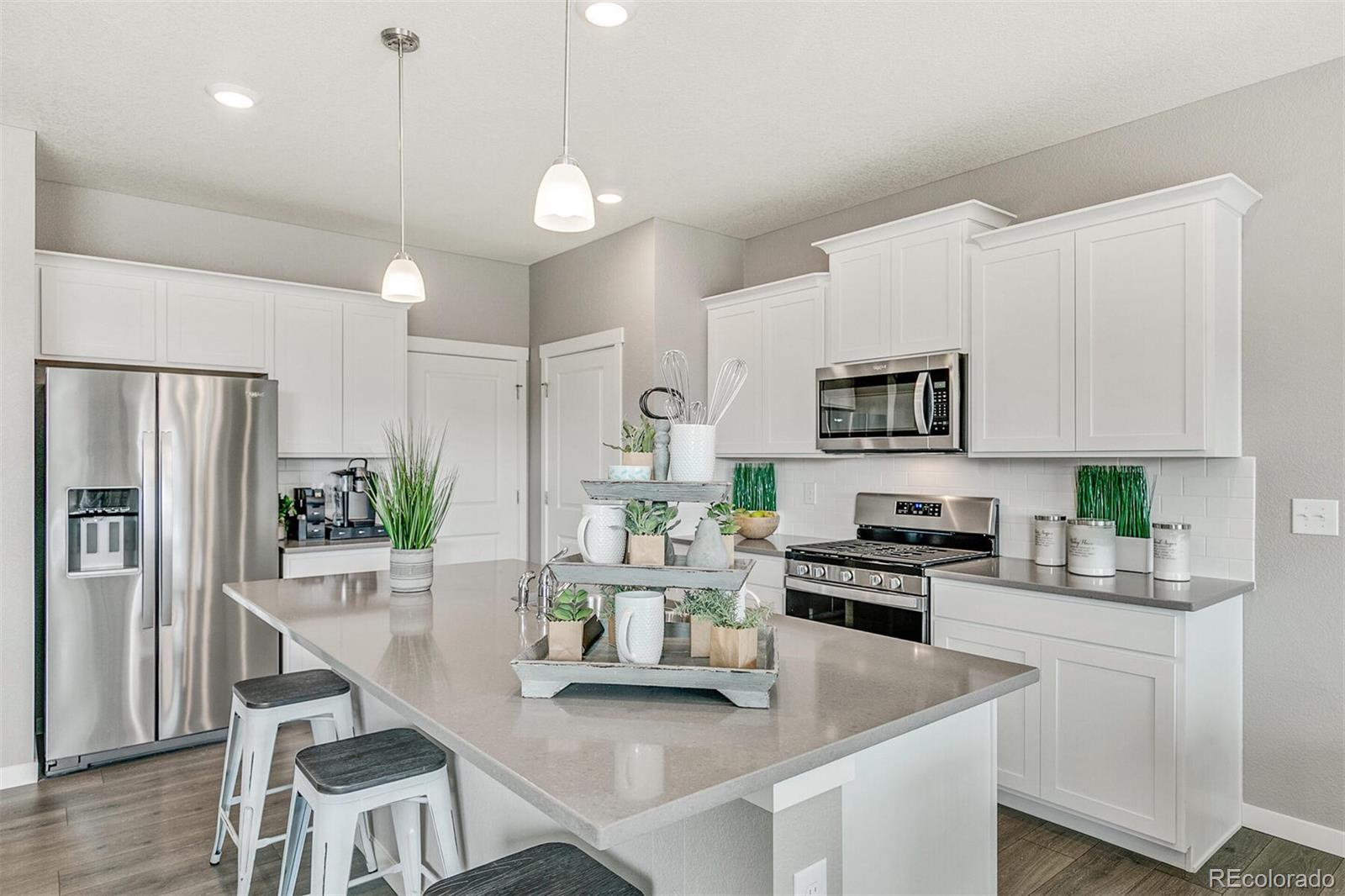 MLS Image #13 for 313  hummingbird lane,johnstown, Colorado