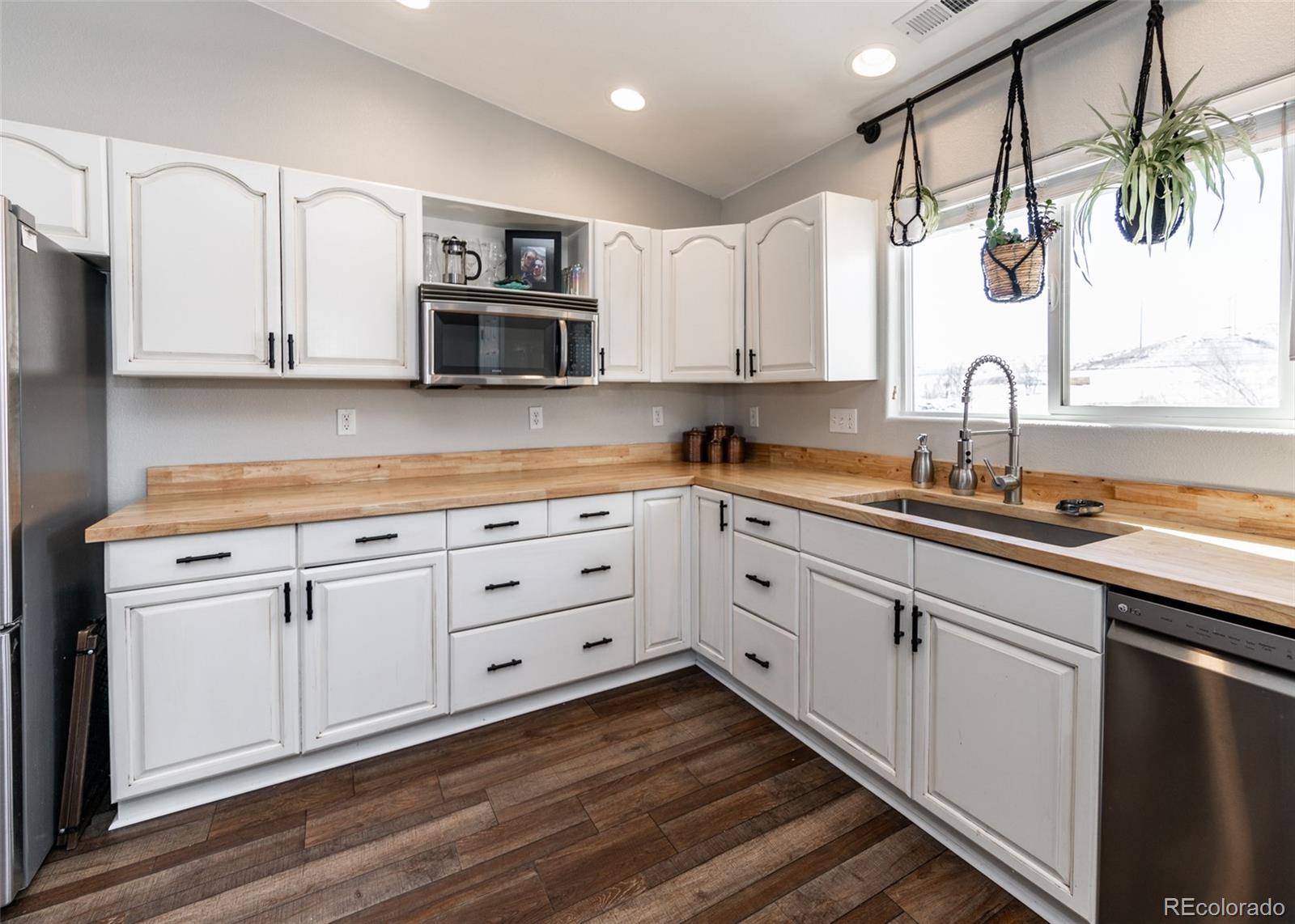 MLS Image #12 for 1406  leigh lane,fountain, Colorado