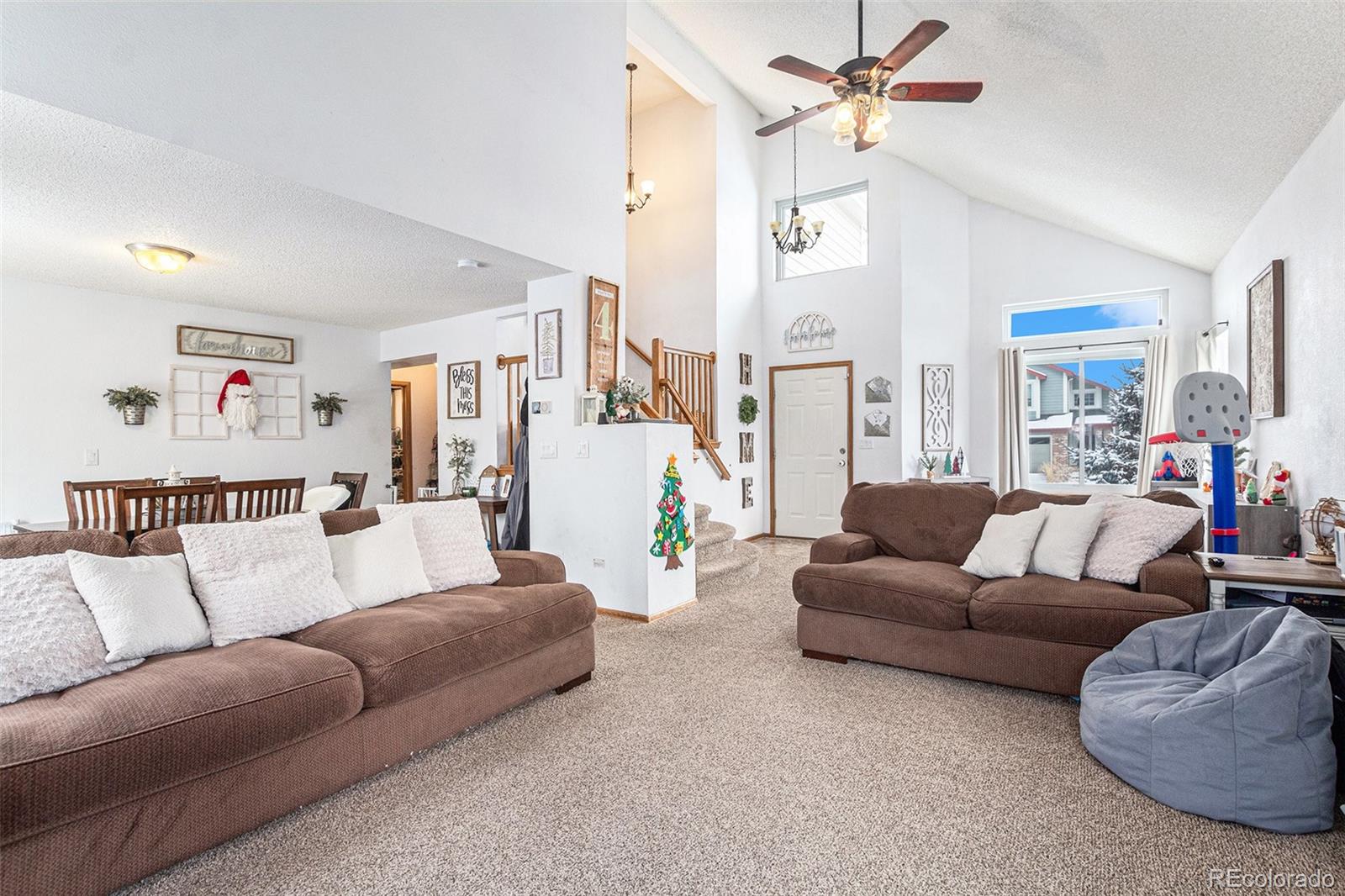 MLS Image #2 for 5843  instone circle,colorado springs, Colorado