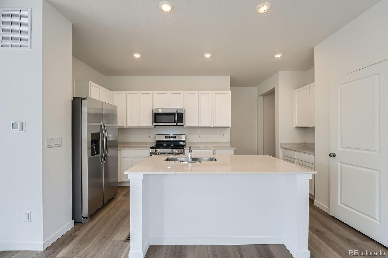 CMA Image for 15285  milwaukee street,Thornton, Colorado