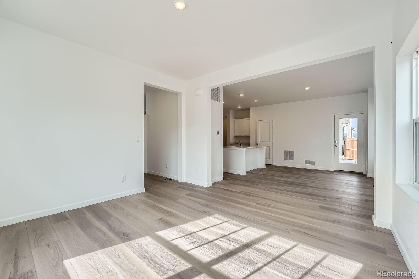 MLS Image #4 for 15267  fillmore street,thornton, Colorado