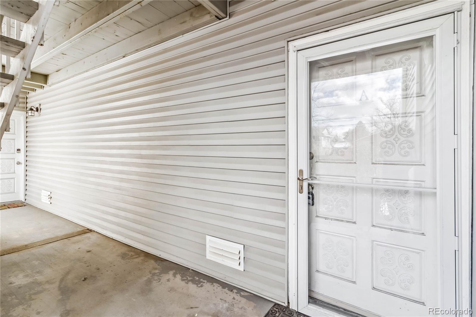 MLS Image #5 for 3339 s monaco parkway,denver, Colorado