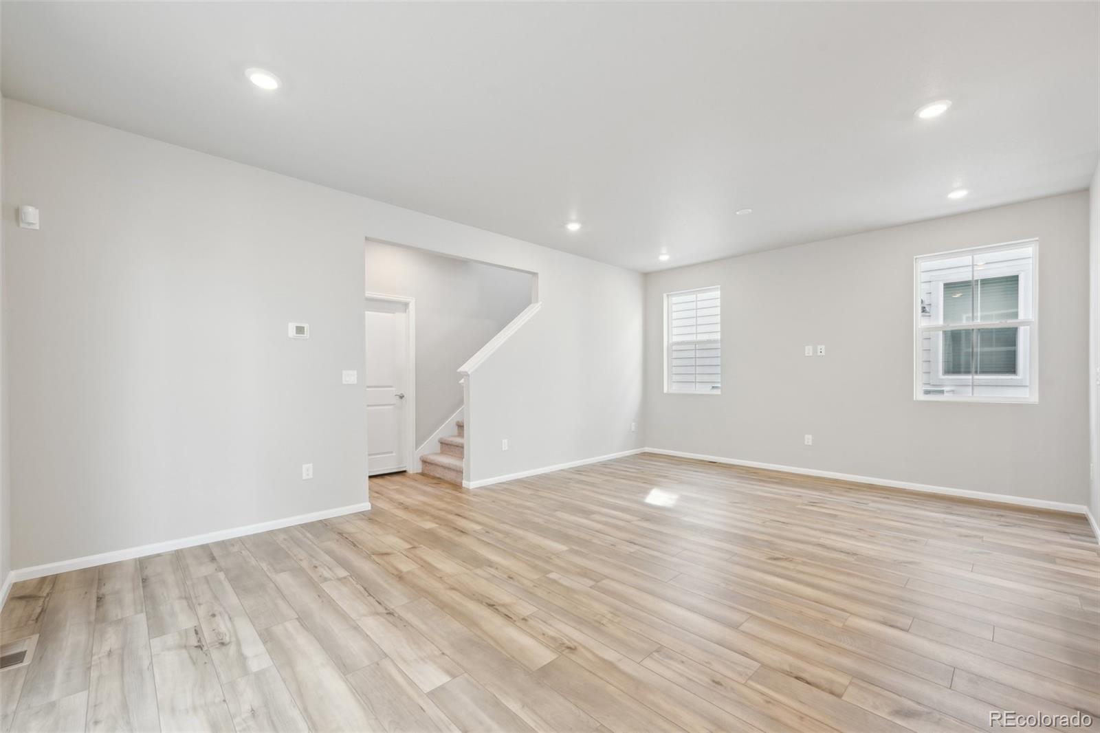 MLS Image #5 for 7376  watercress drive,littleton, Colorado