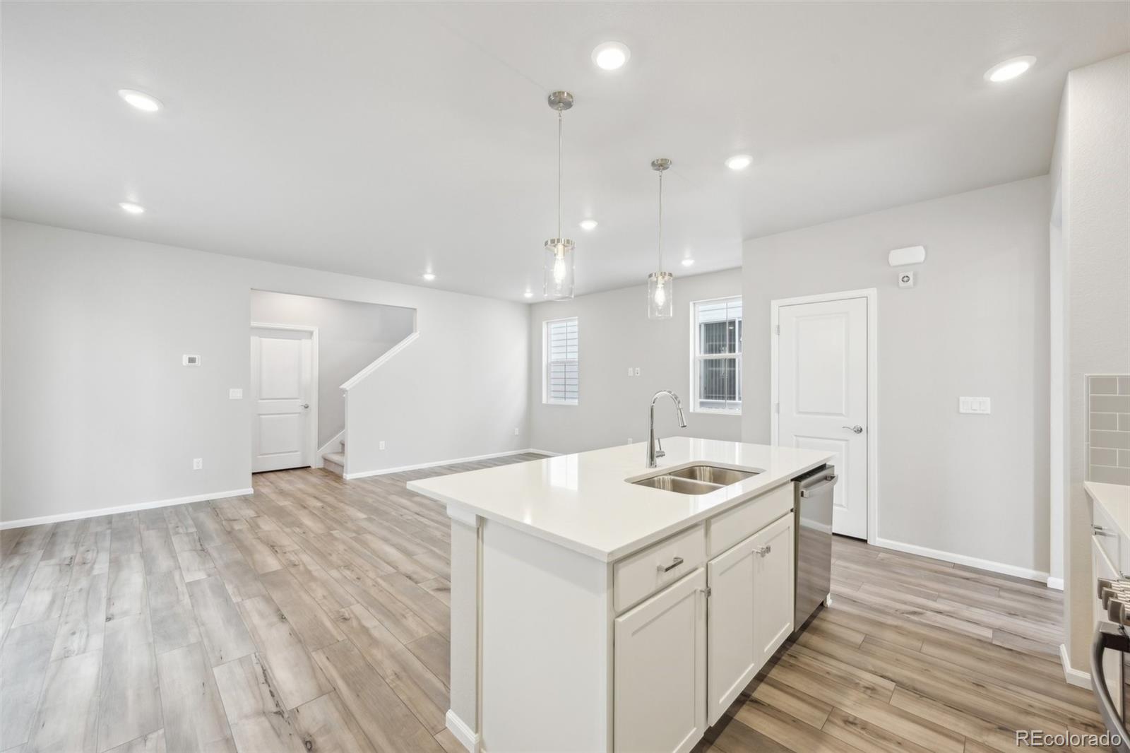 MLS Image #8 for 7376  watercress drive,littleton, Colorado