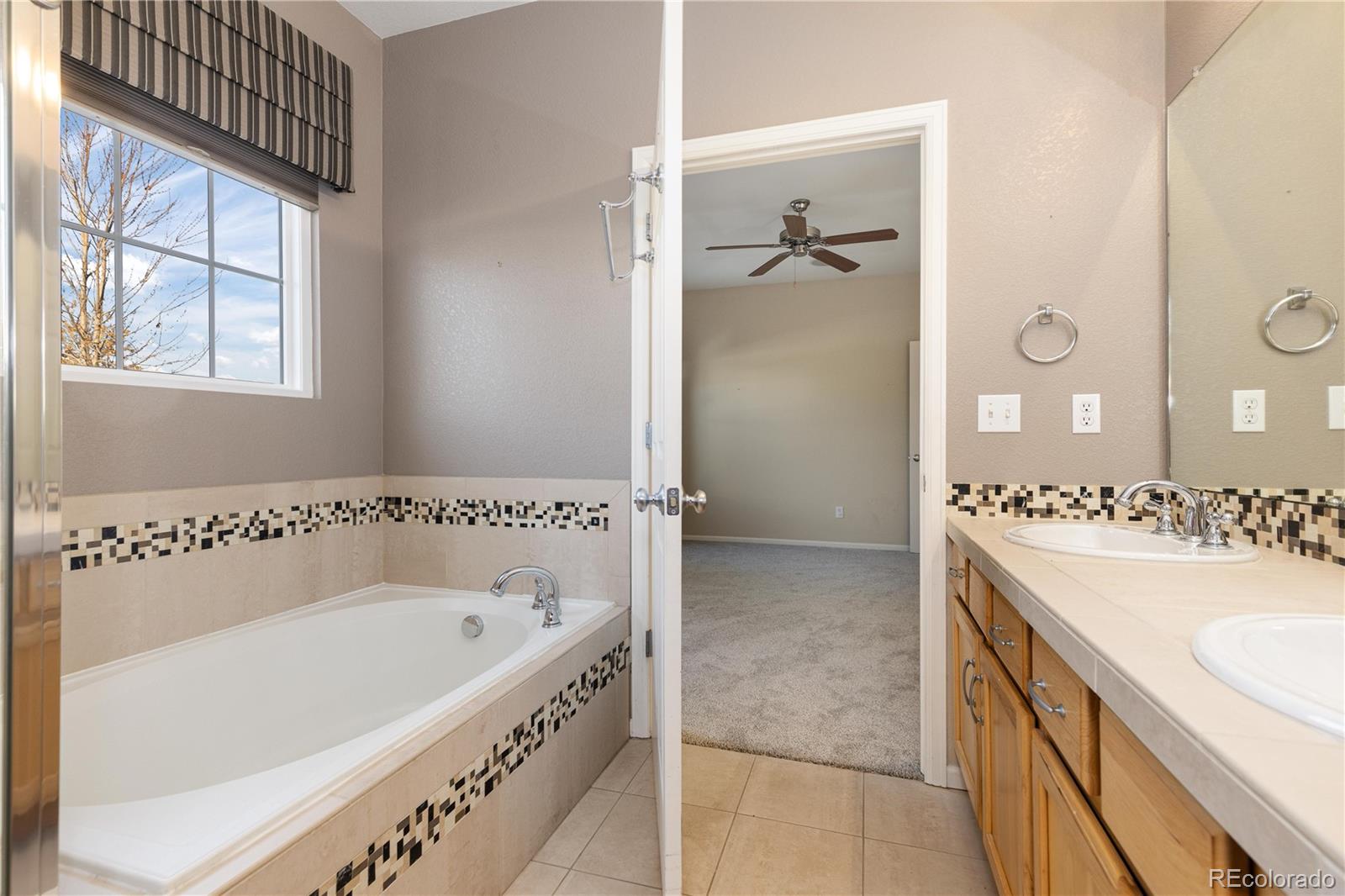 MLS Image #17 for 5596 w 72nd drive,arvada, Colorado