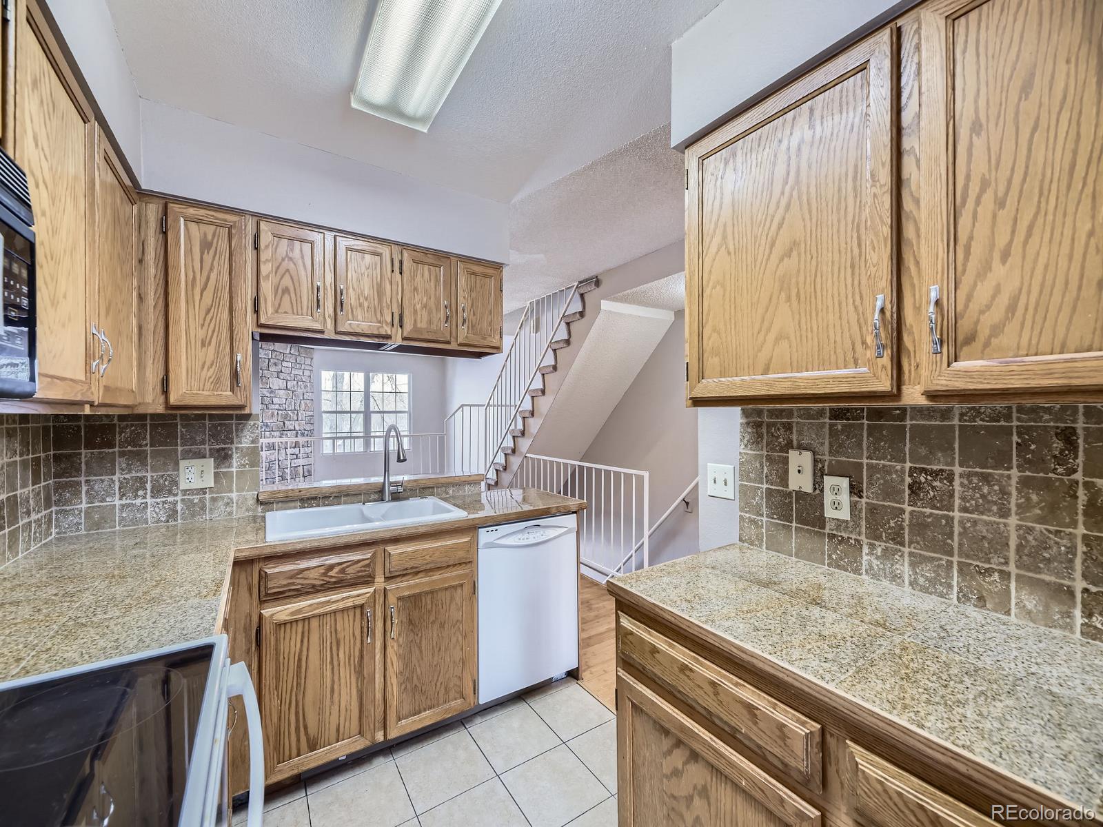 MLS Image #6 for 9651 w cornell place,lakewood, Colorado