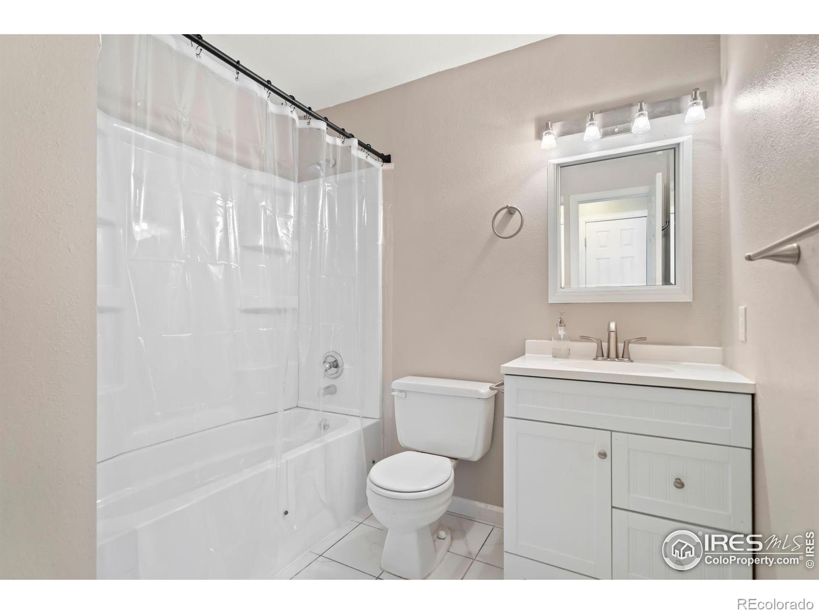 MLS Image #17 for 703  shipman mountain court,windsor, Colorado