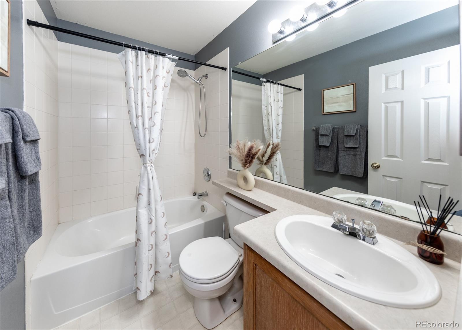 MLS Image #37 for 946  lake ,fountain, Colorado