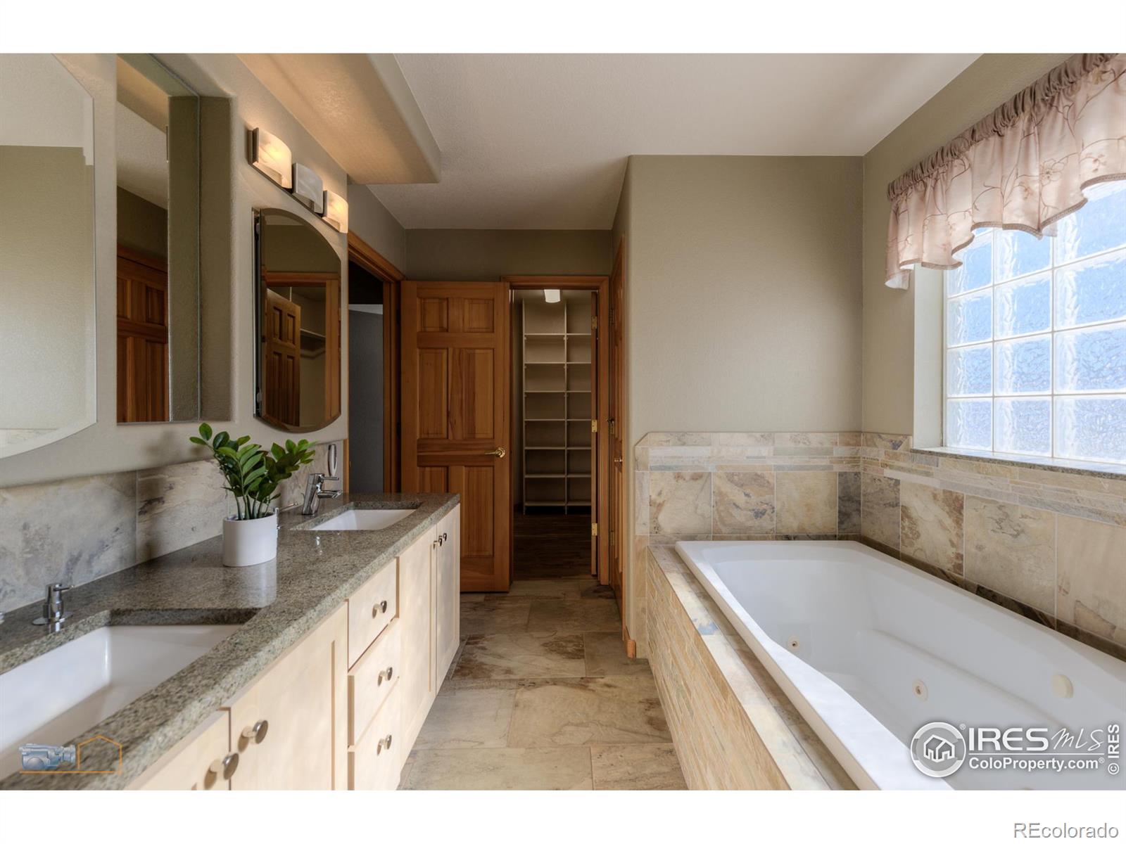 MLS Image #21 for 7096  johnson circle,niwot, Colorado