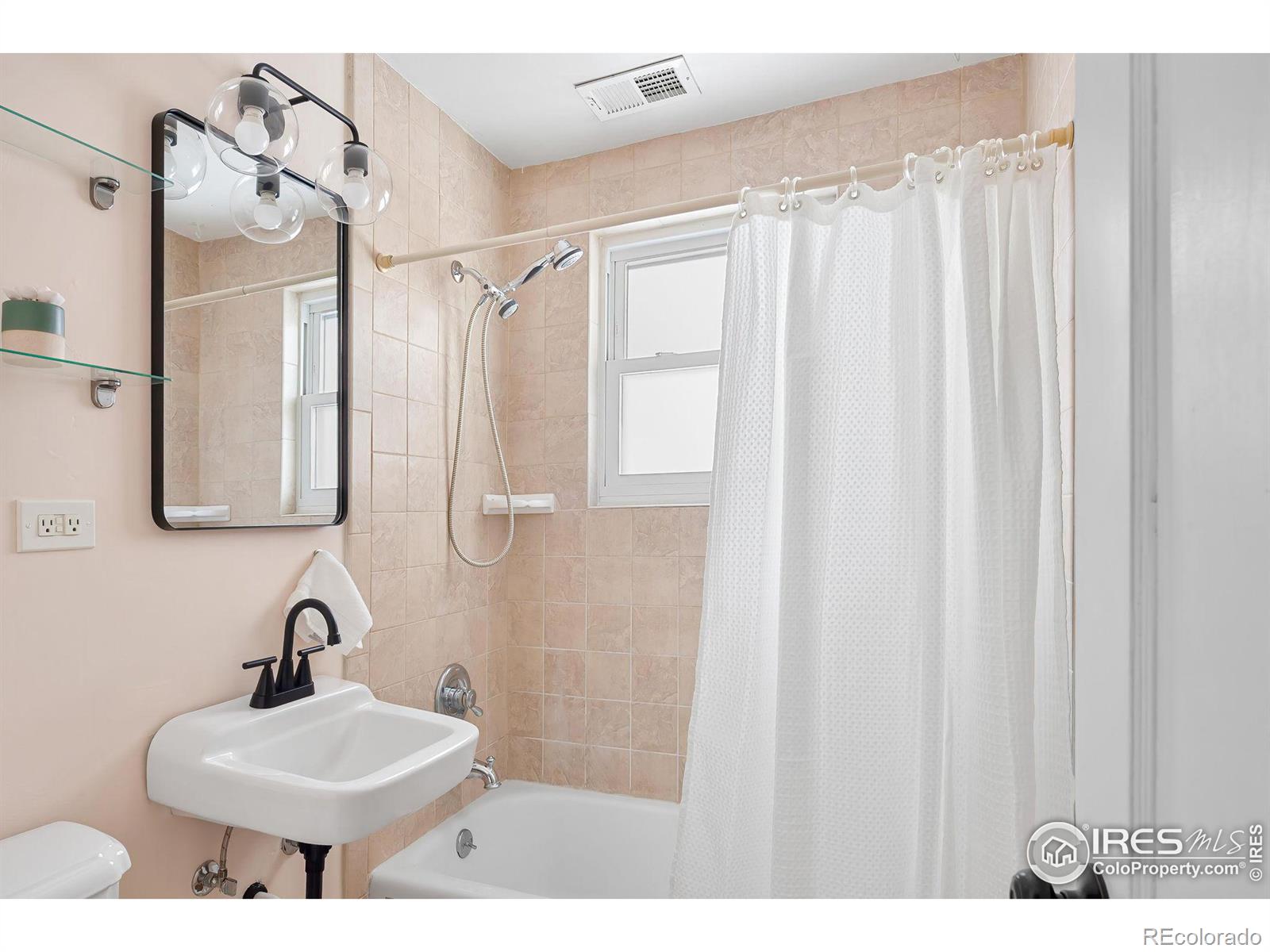MLS Image #22 for 1171  quebec street,denver, Colorado
