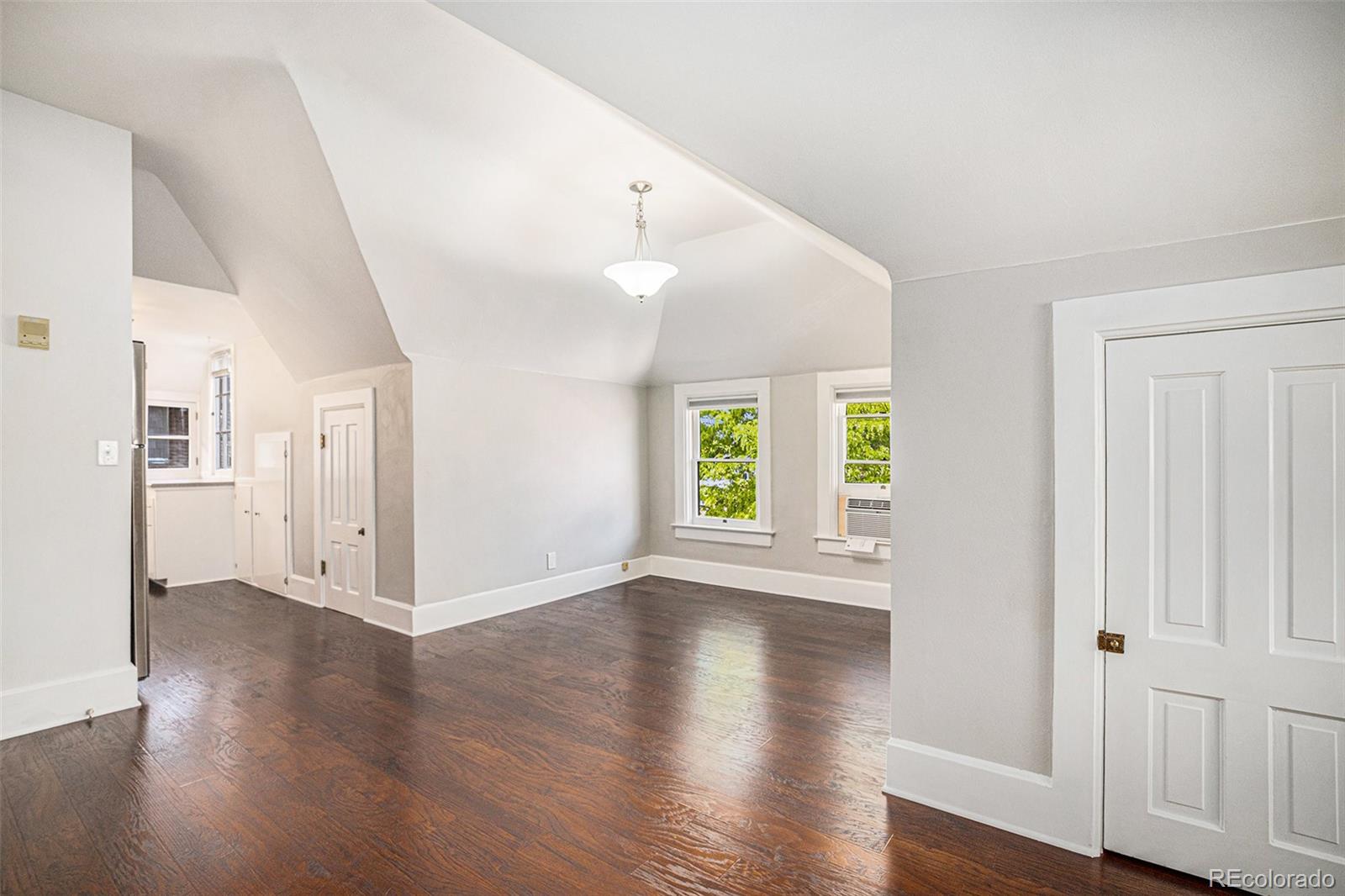 MLS Image #3 for 1415 n franklin street,denver, Colorado