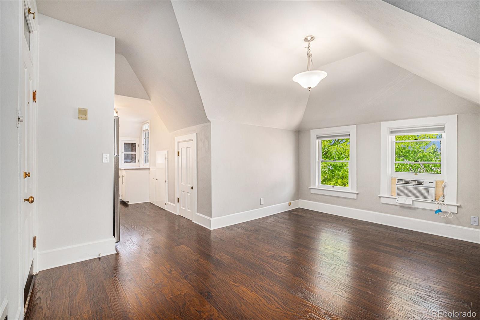 MLS Image #6 for 1415 n franklin street,denver, Colorado