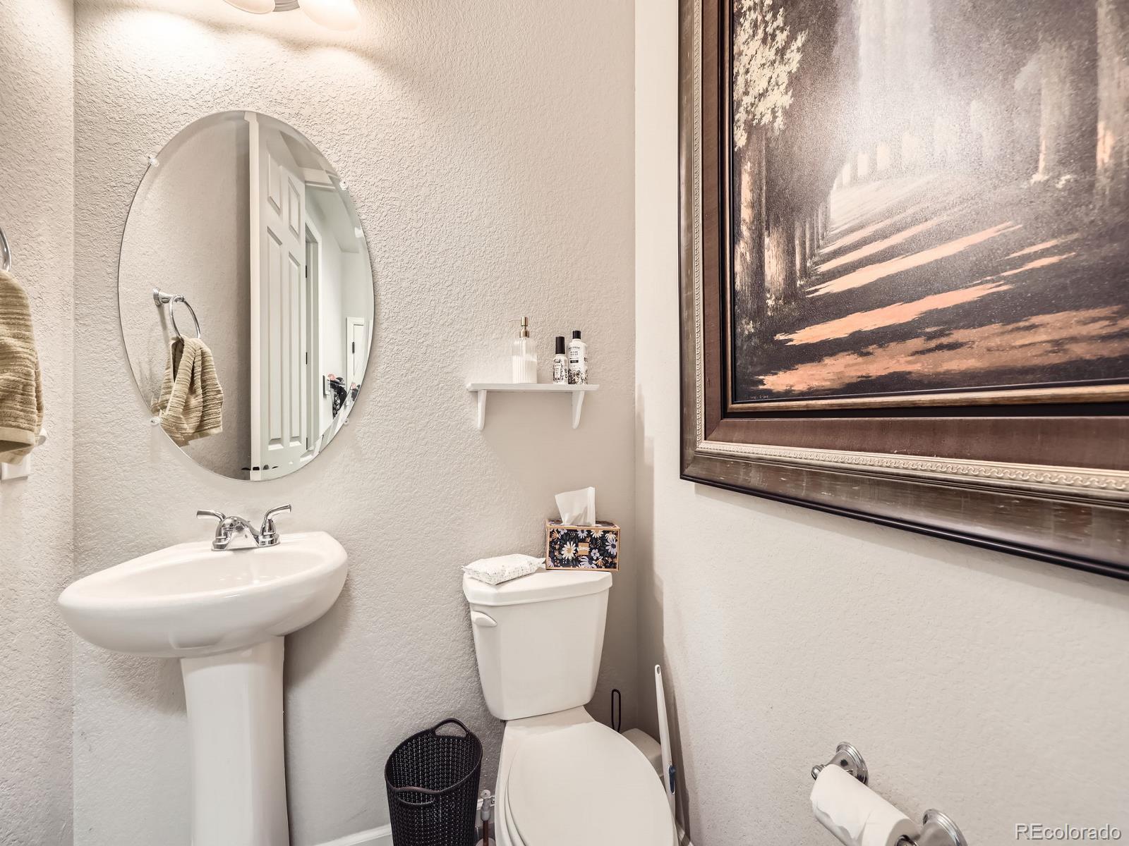 MLS Image #13 for 19085  robins drive,denver, Colorado