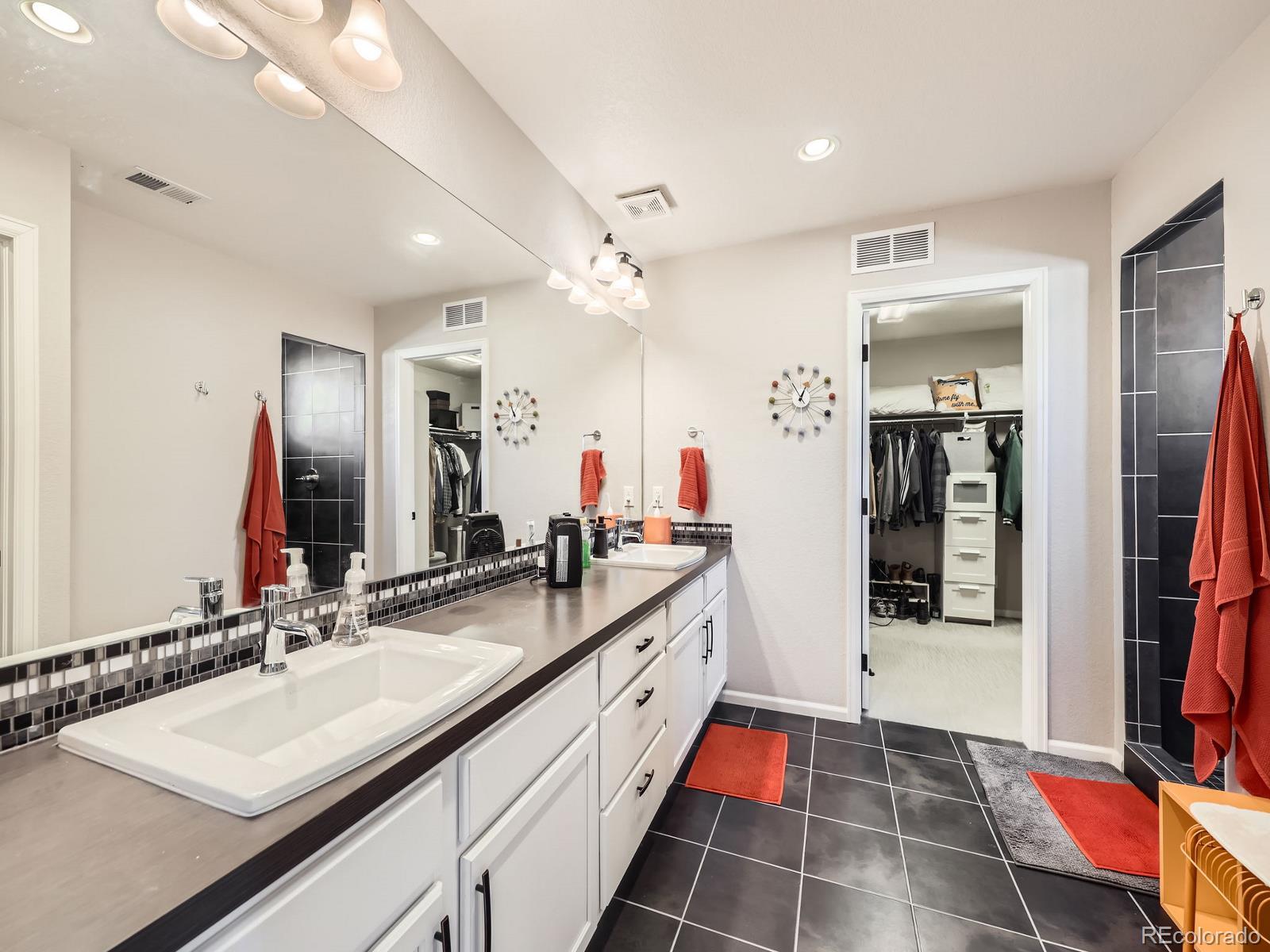 MLS Image #16 for 19085  robins drive,denver, Colorado