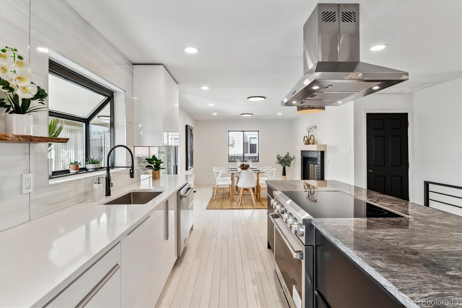 MLS Image #10 for 2427 s eldridge court,lakewood, Colorado