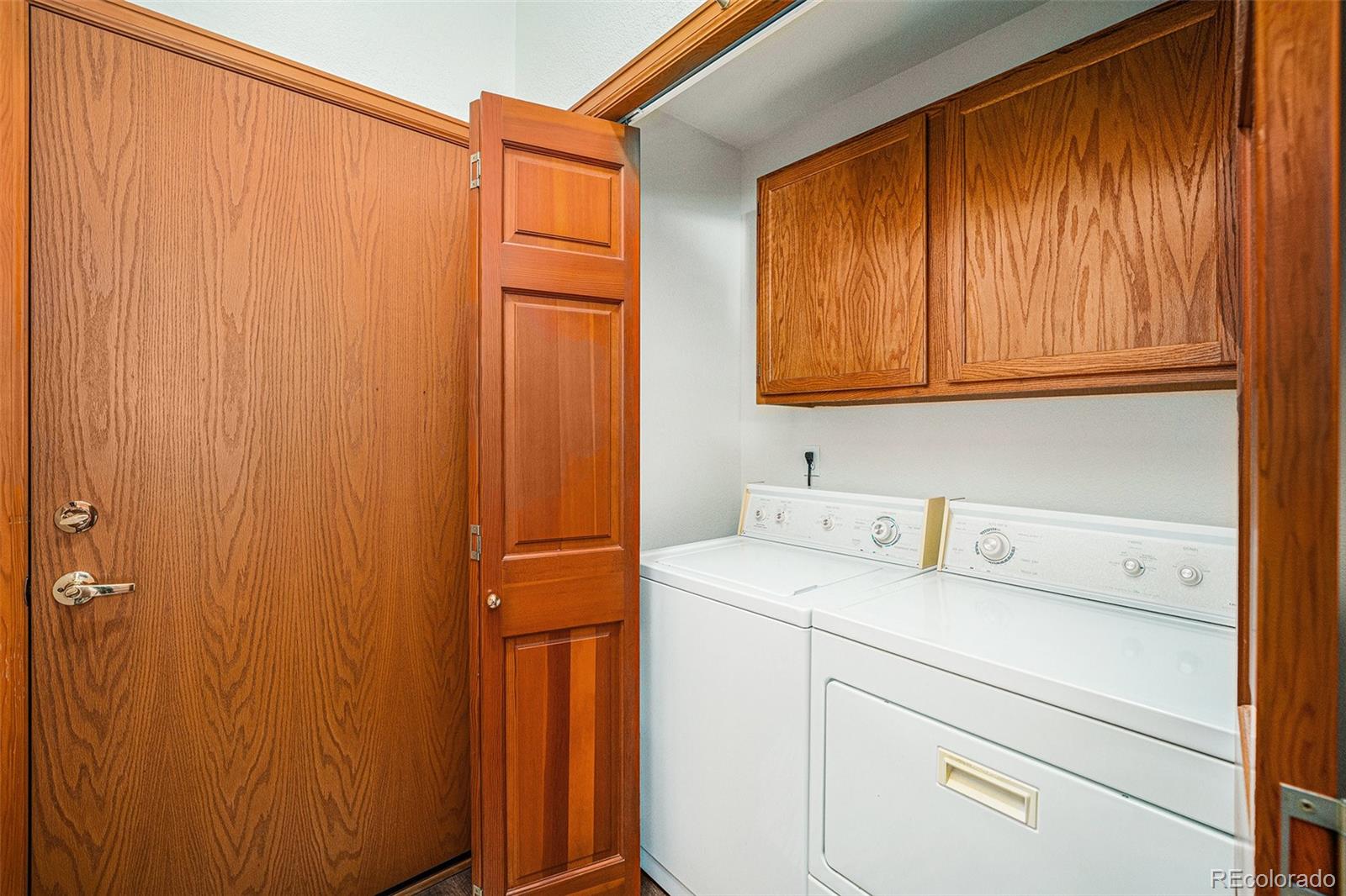 MLS Image #18 for 810  meadow run,golden, Colorado