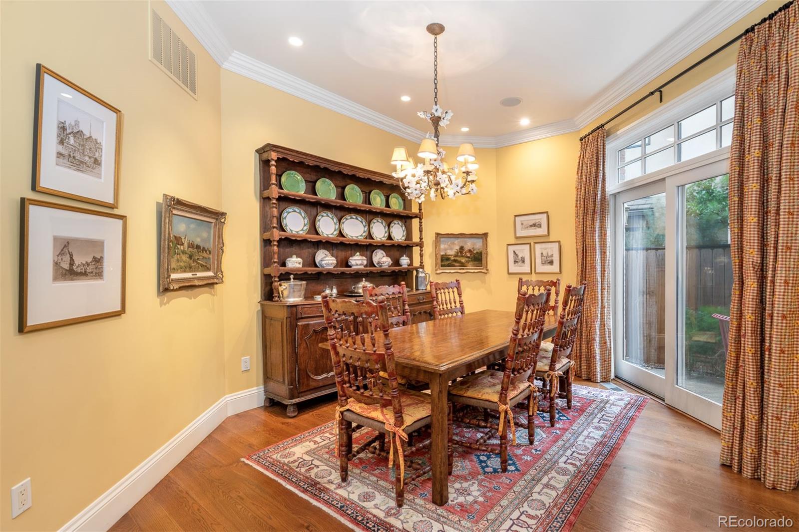 MLS Image #10 for 445  madison street,denver, Colorado