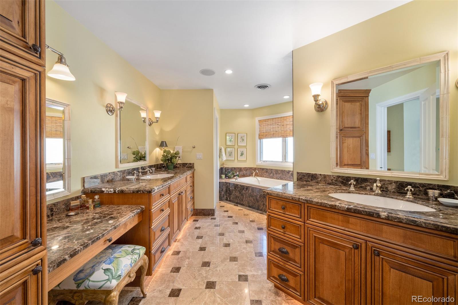 MLS Image #26 for 445  madison street,denver, Colorado