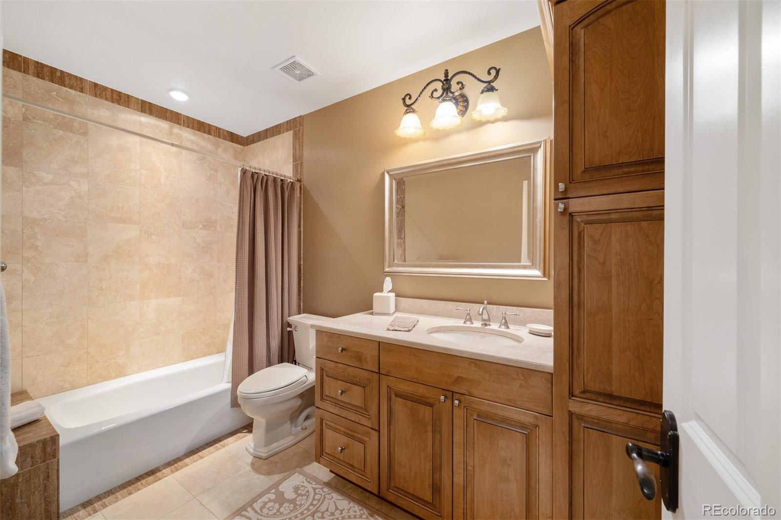 MLS Image #40 for 445  madison street,denver, Colorado