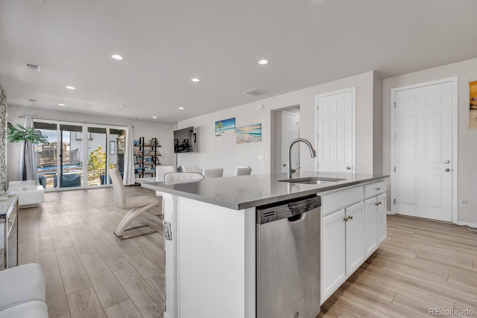 MLS Image #10 for 9694  truckee street,commerce city, Colorado