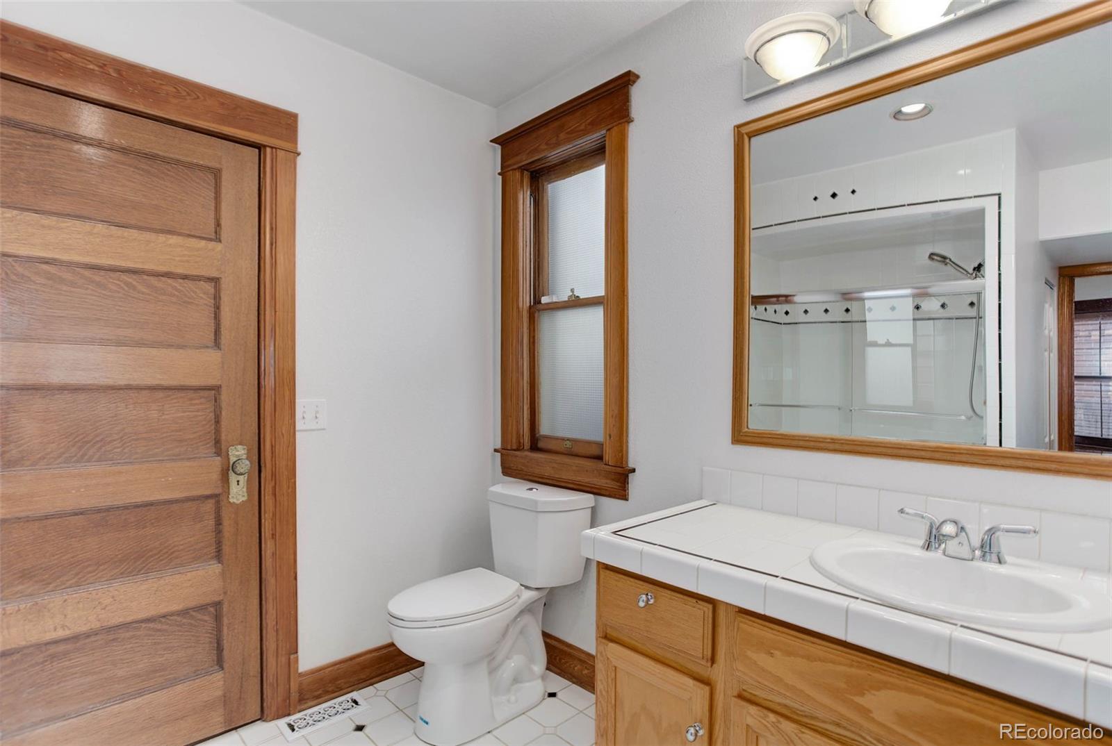 MLS Image #12 for 515 s grant street,denver, Colorado