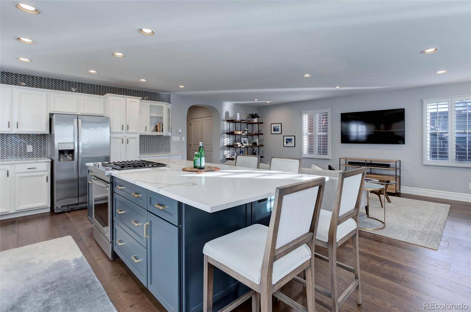 MLS Image #2 for 515 s grant street,denver, Colorado