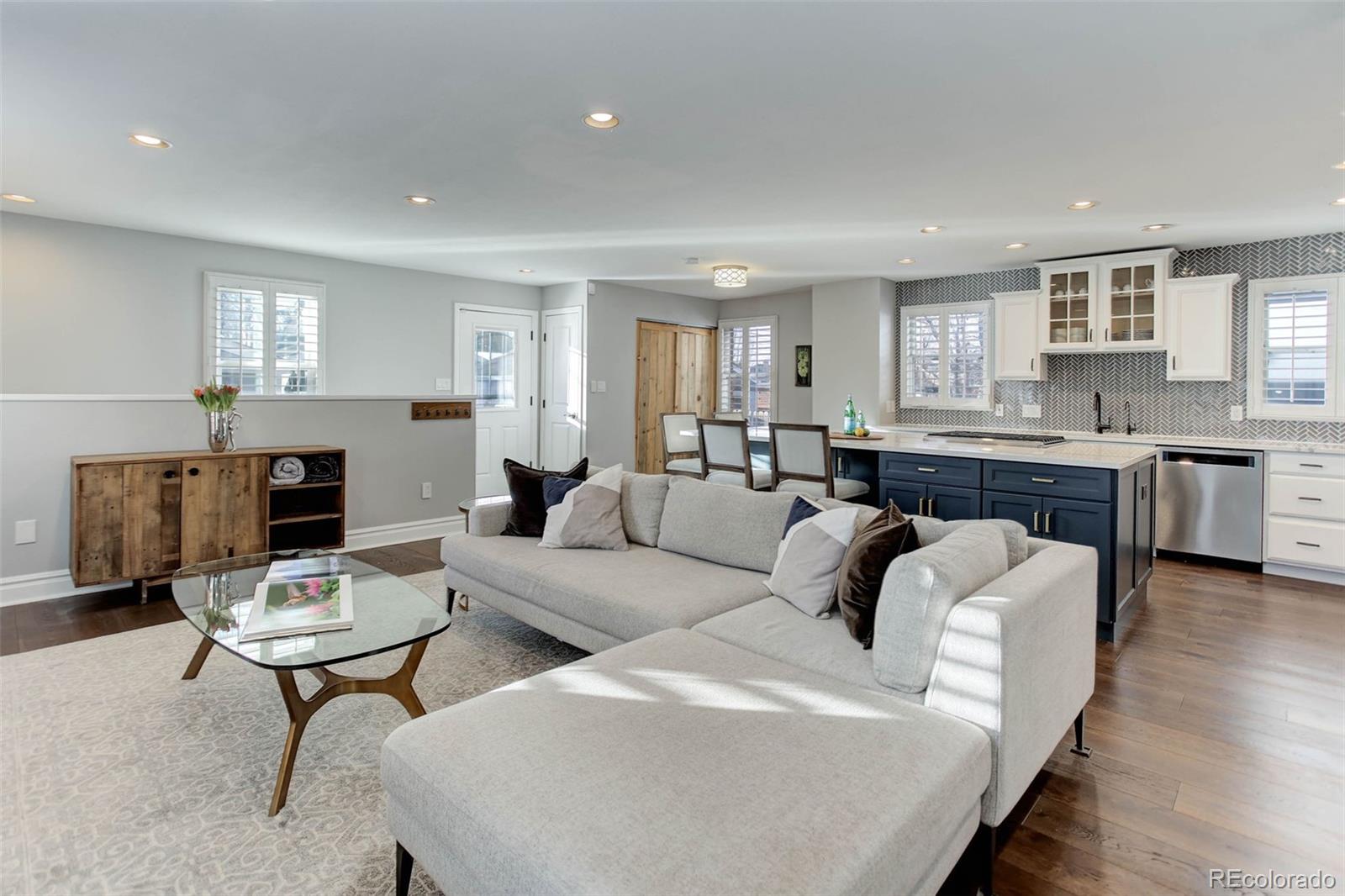 MLS Image #5 for 515 s grant street,denver, Colorado