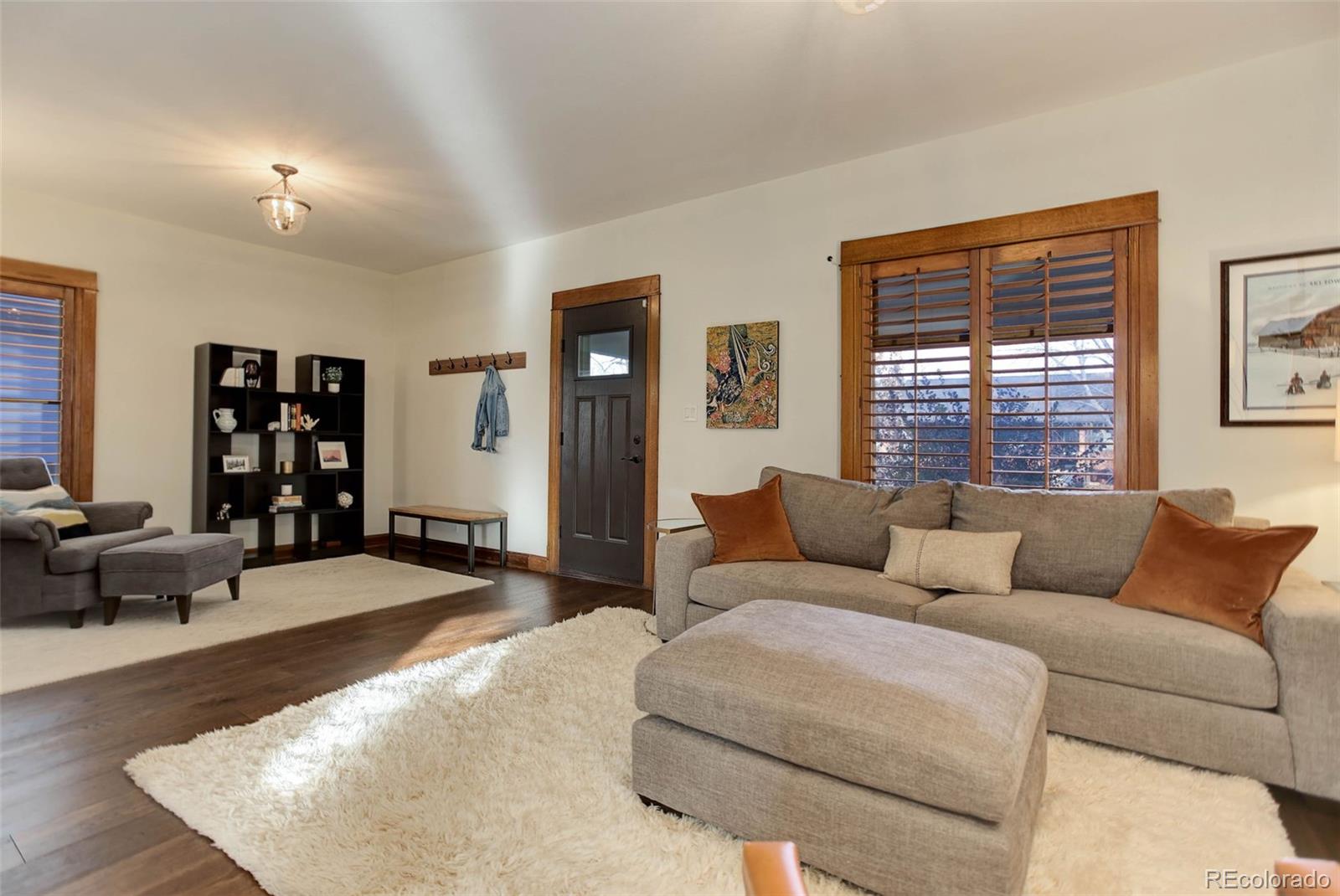 MLS Image #8 for 515 s grant street,denver, Colorado