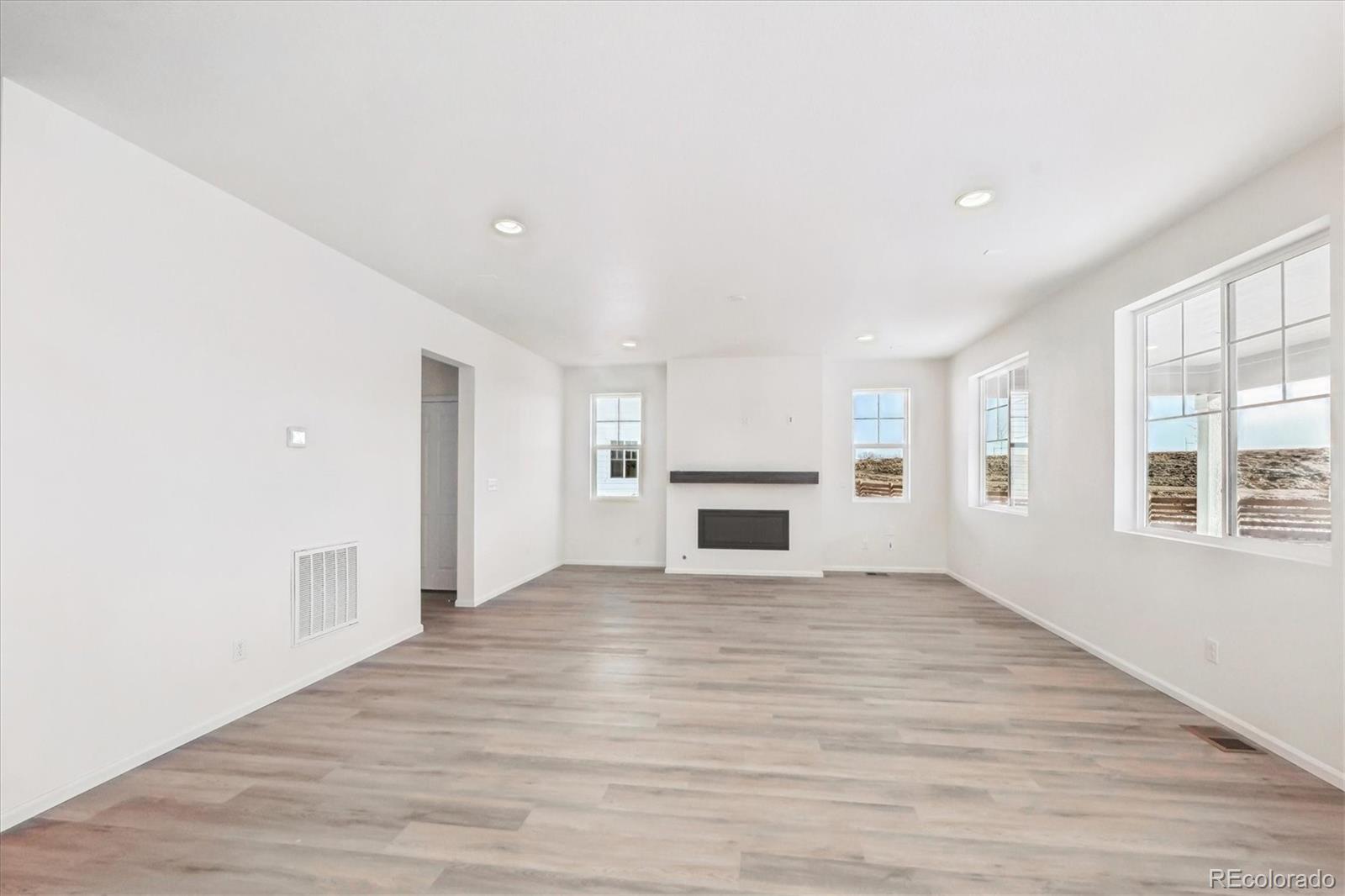 MLS Image #7 for 1402  rock cliff avenue,erie, Colorado