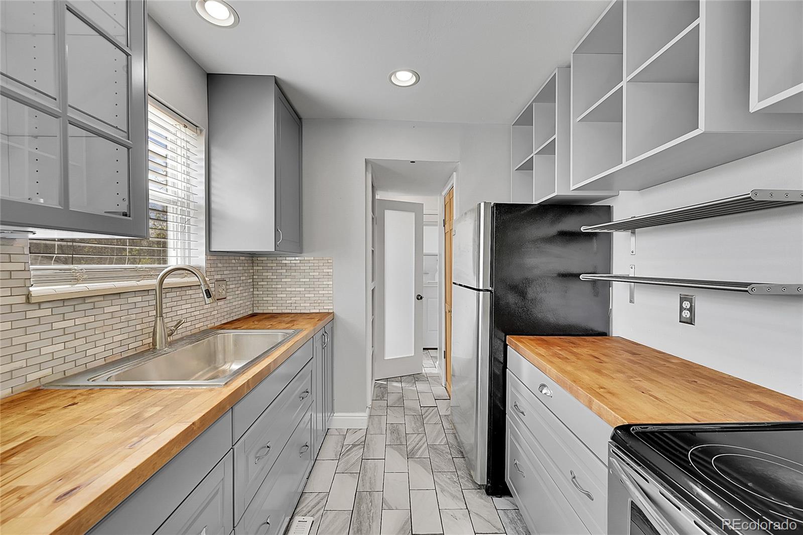 MLS Image #14 for 10704  moore street,broomfield, Colorado