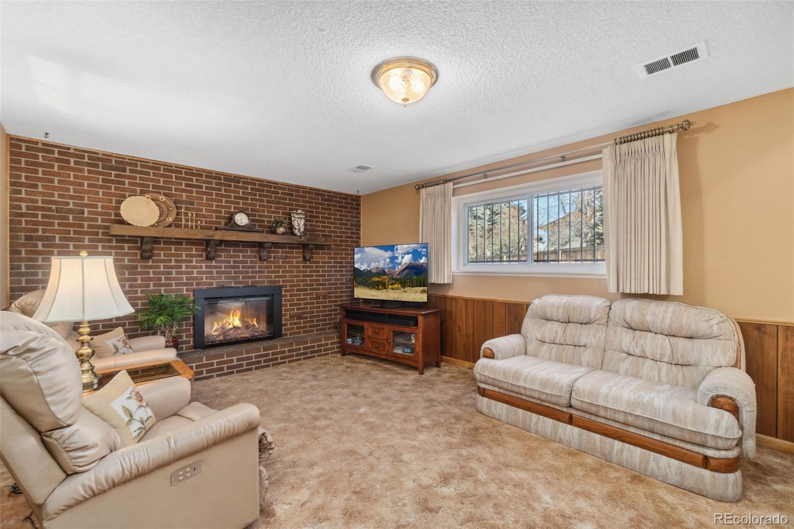 MLS Image #10 for 10596  ura lane,northglenn, Colorado