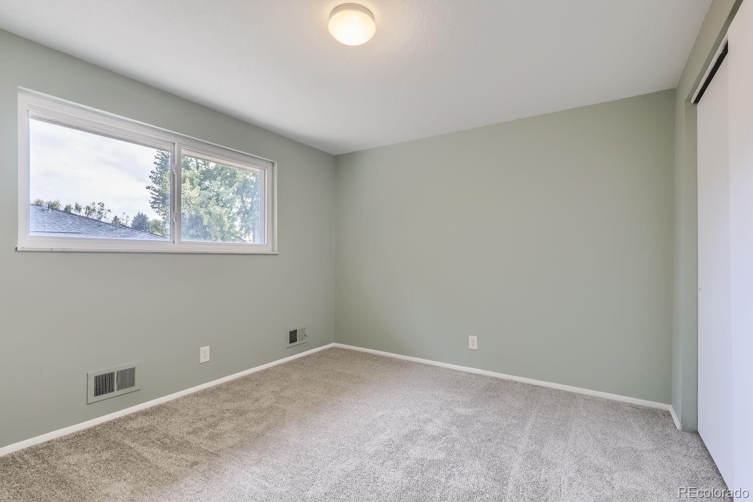 MLS Image #13 for 12946  andrews drive,denver, Colorado