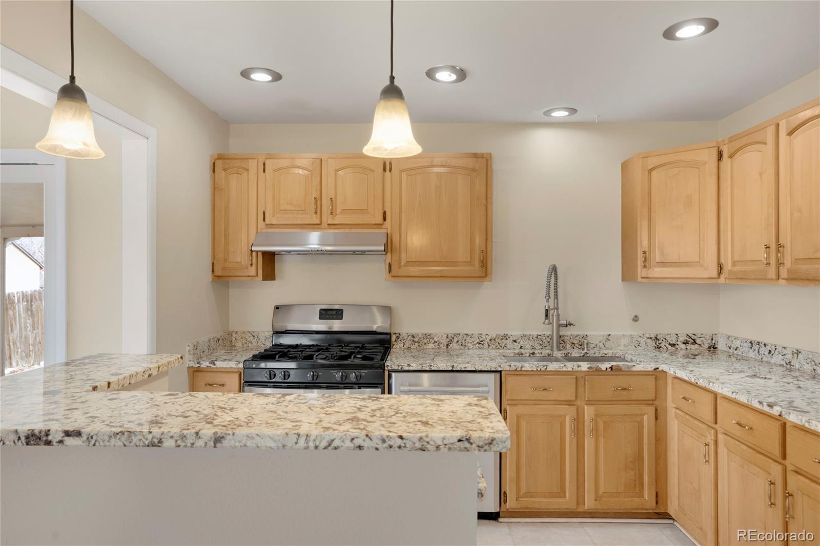 MLS Image #8 for 15650 e eldorado drive,aurora, Colorado