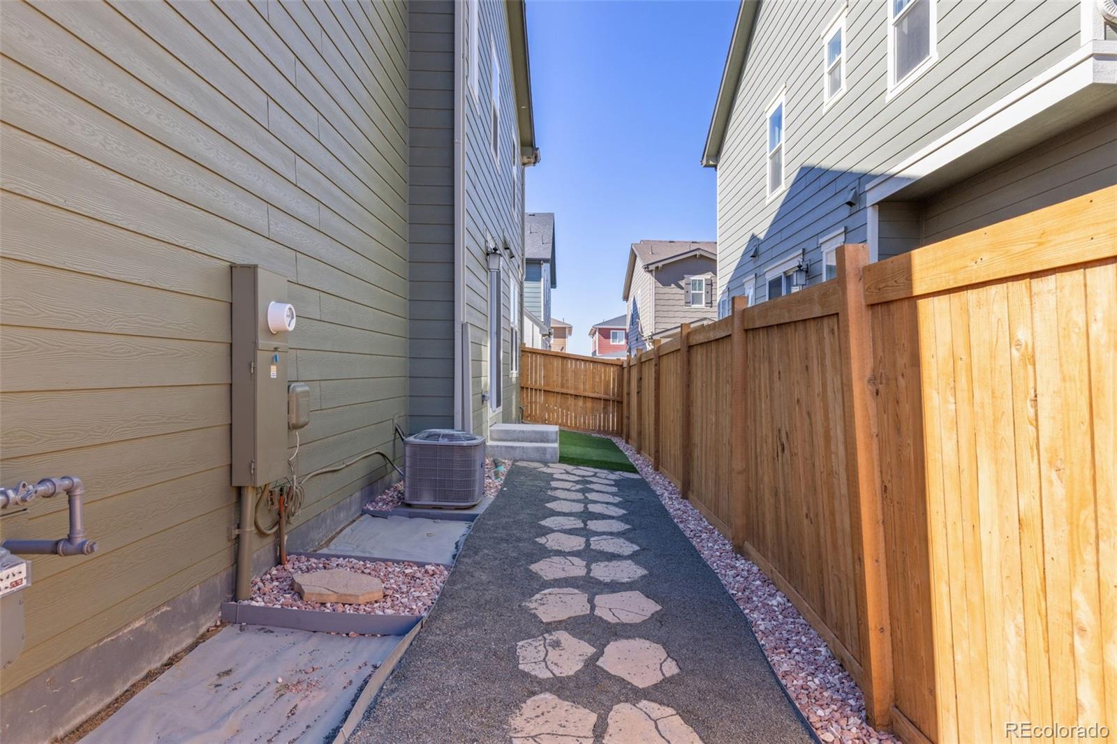 MLS Image #22 for 28334 e 6th place,watkins, Colorado