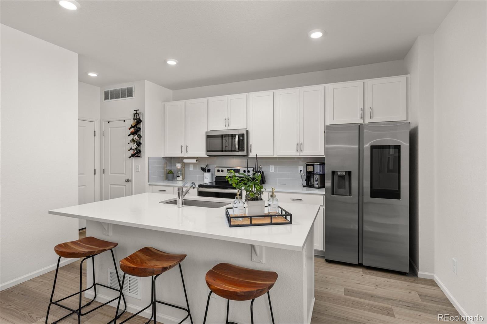 MLS Image #5 for 28334 e 6th place,watkins, Colorado